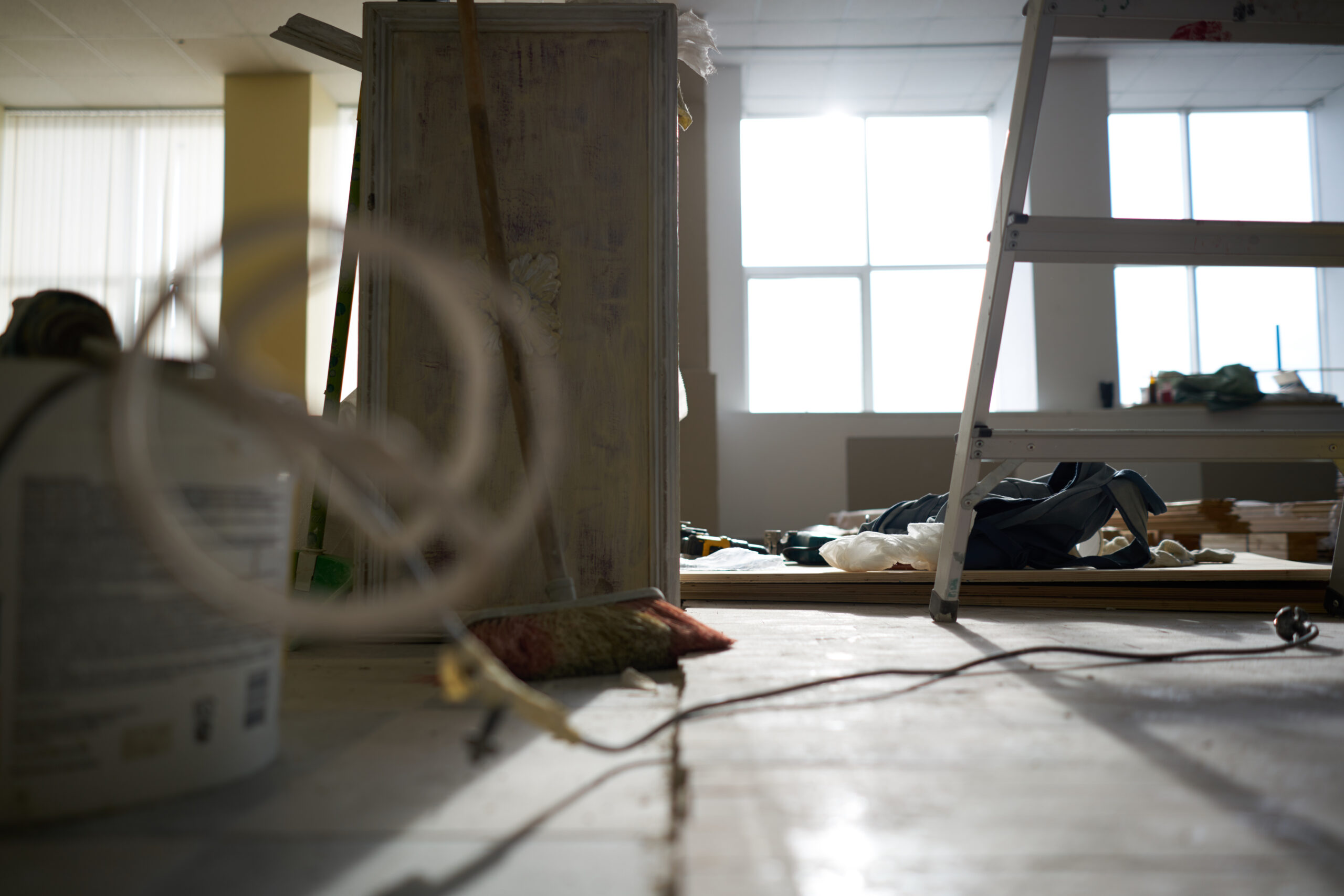  Common Electrical Problems in Buildings